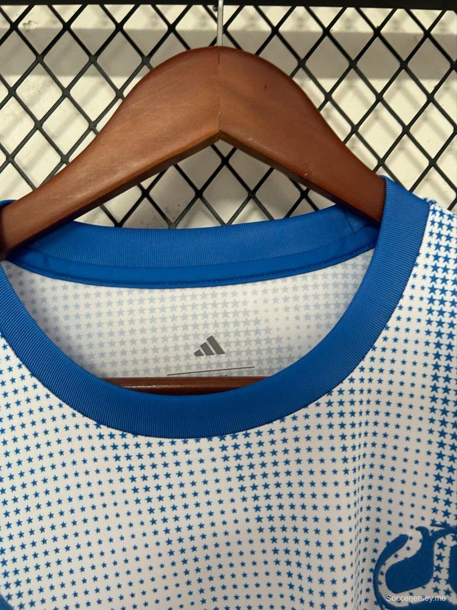 قميص الولايات المتحدة الأمريكية 2026 أزرق/أبيض قبل المباراة