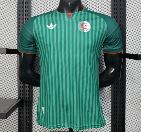 نسخة اللاعب 2026 قميص منتخب الجزائر 2026 أخضر اللون أخضر بنقشة خطوط عمودية
