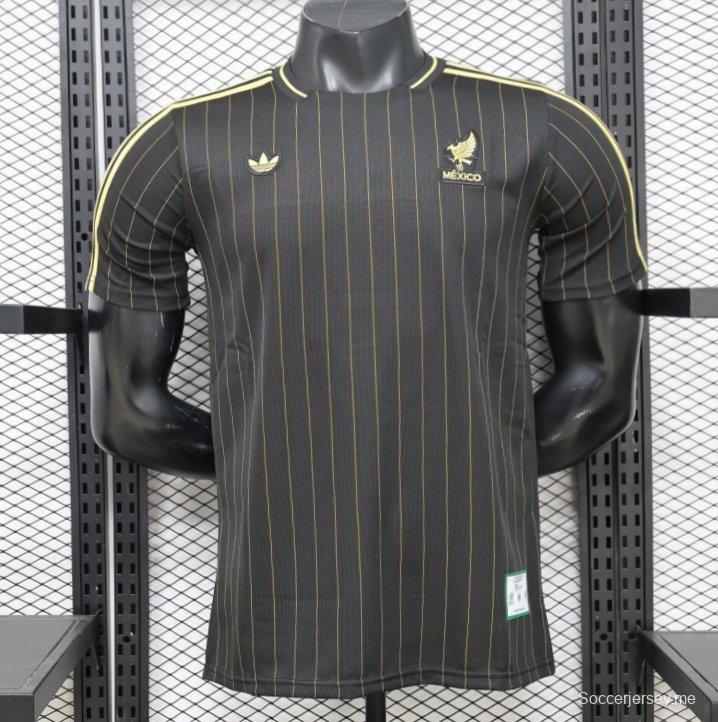 2026 نسخة اللاعب المكسيكي الأسود مع خطوط ذهبية قميص