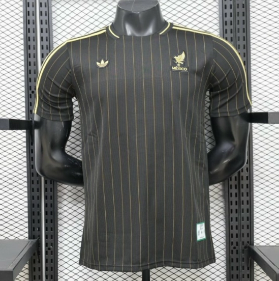 2026 نسخة اللاعب المكسيكي الأسود مع خطوط ذهبية قميص