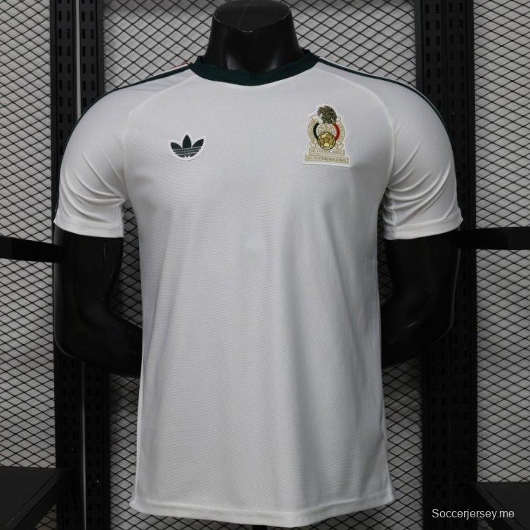 قميص المنتخب المكسيكي الأبيض للعب خارج أرضه، إصدار اللاعب 2026