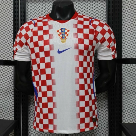 قميص المنتخب الكرواتي (نسخة اللاعبين 2026) - قميص المباريات الداخلية باللونين الأبيض والأحمر بنمط شطرنج متدرج