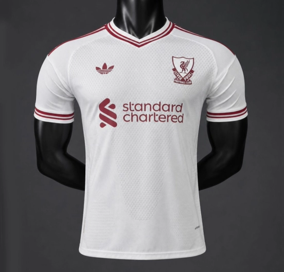 قميص ليفربول للعب خارج أرضه للموسم 2026/2027